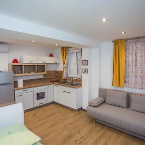 Andrije Buvine Apartments Zadar